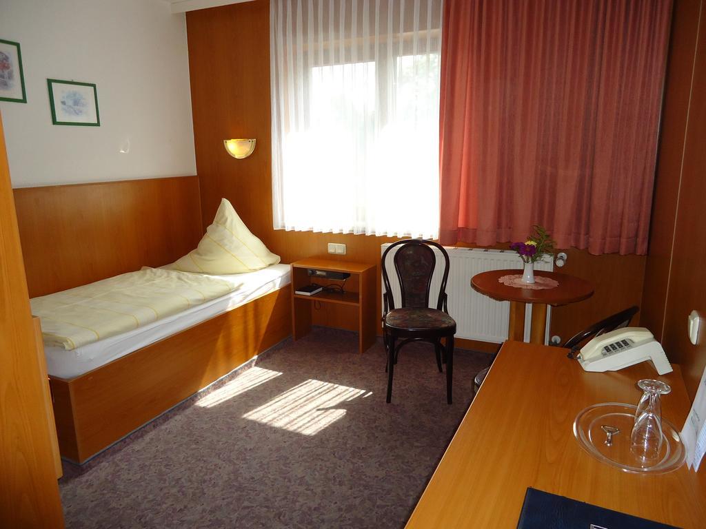 Hotel Müller Genthin Zimmer foto